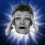 Dolore alla tempia destra o sinistra: ecco le possibili cause